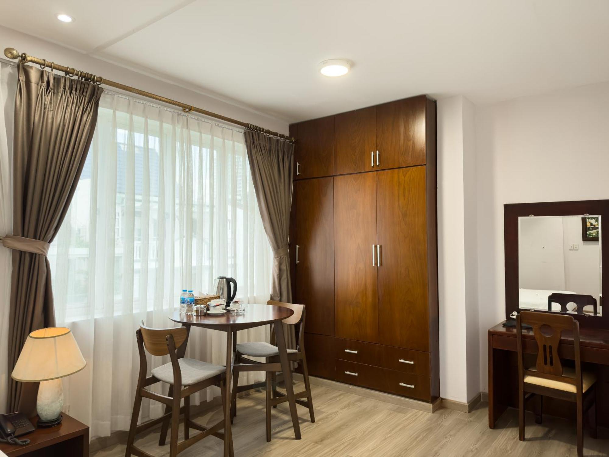 Hoang Yen Hotel - Phu My Hung Хошимин Екстериор снимка