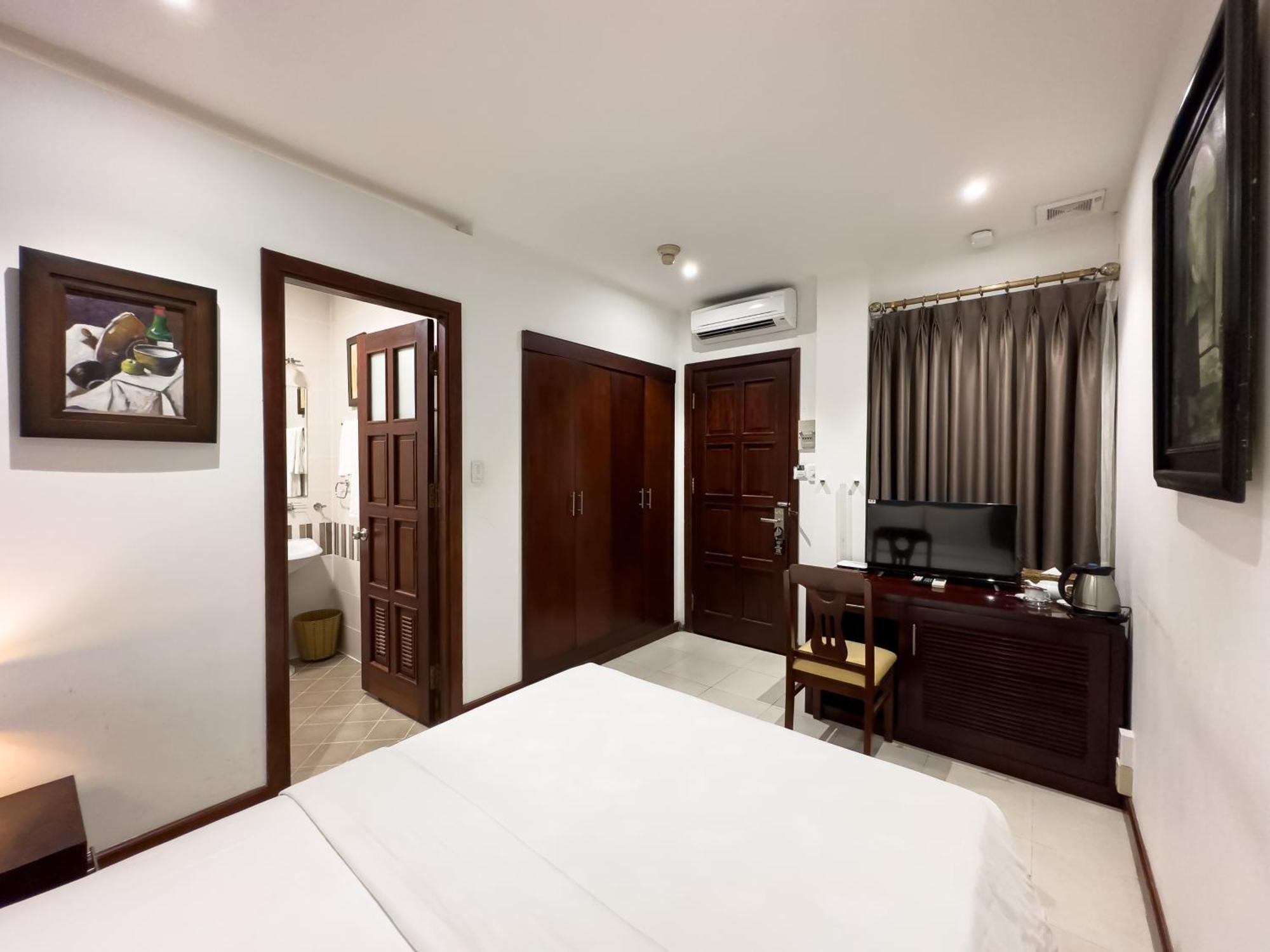 Hoang Yen Hotel - Phu My Hung Хошимин Екстериор снимка